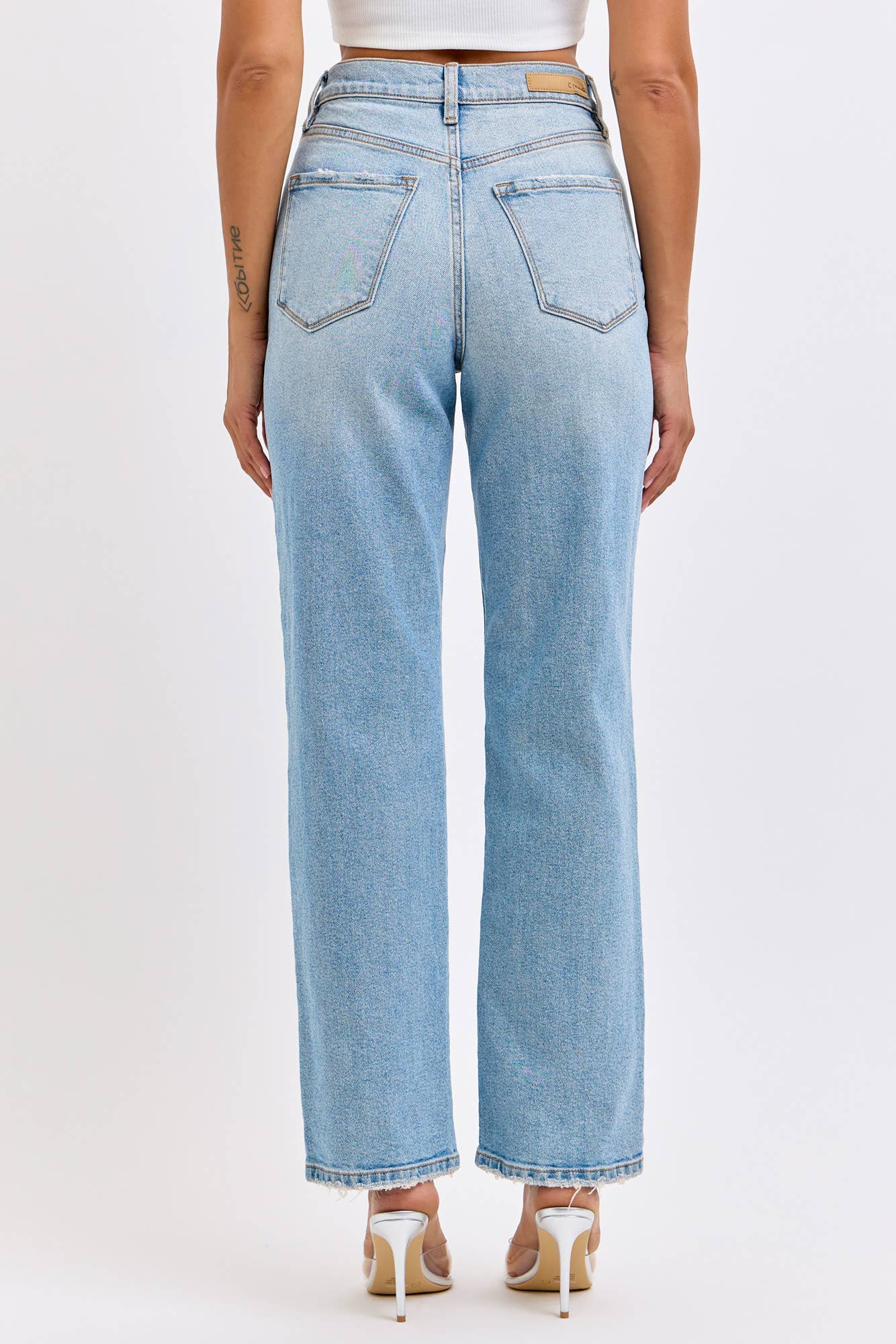 Coastal Light Wash Denim Jeans