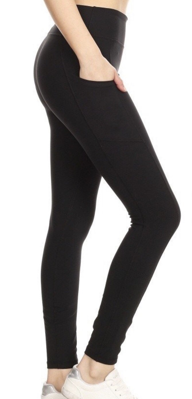 Pocketed Active Legging - 5" Yoga band with high waist 2 side pockets Runs true to size  Small: 2-4 Medium: 6-8 Large: 8-10 XLarge: 10-12  84% Polyester 16% Spandex